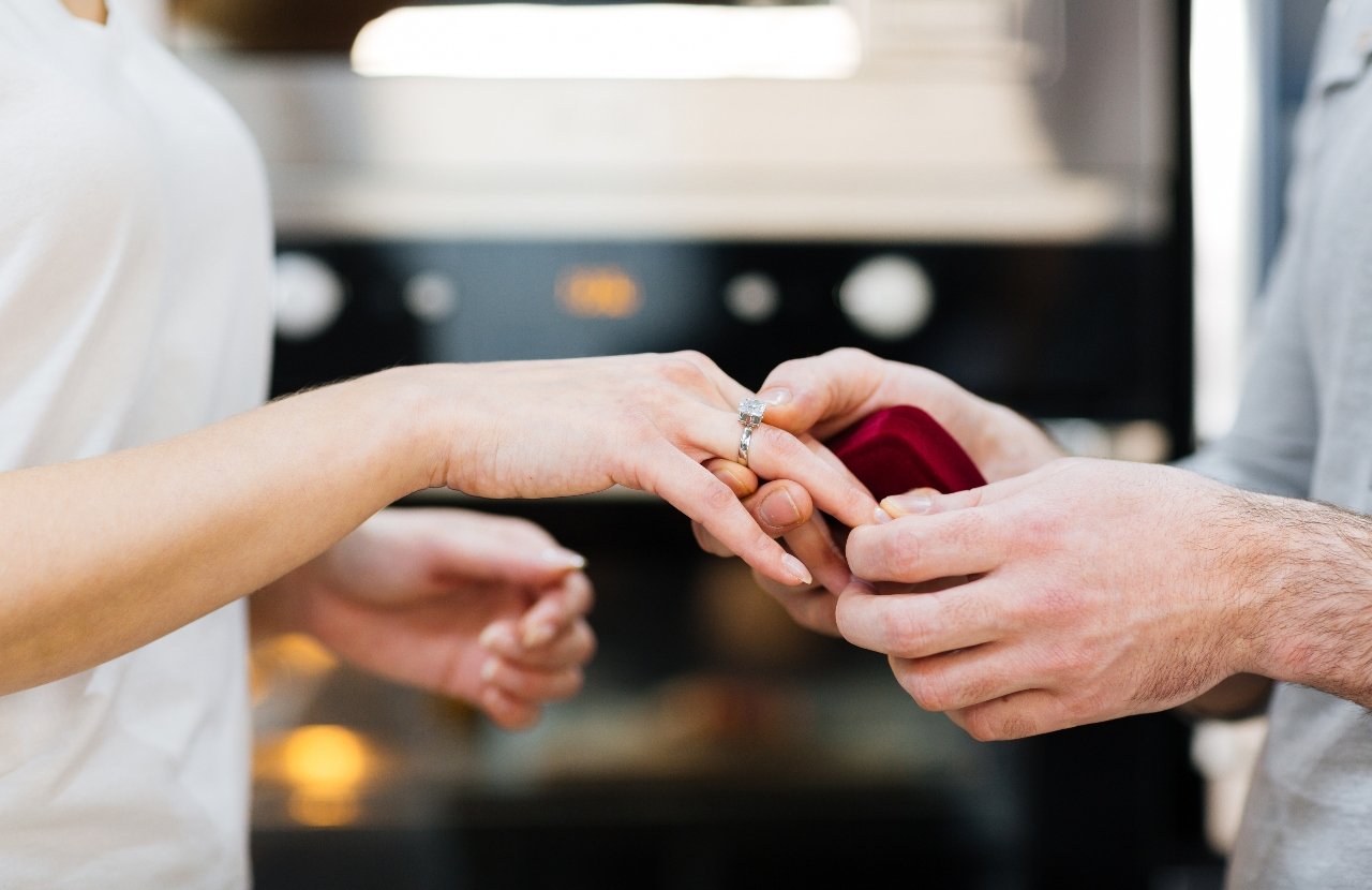 Custom vs. Store-Bought Wedding Rings