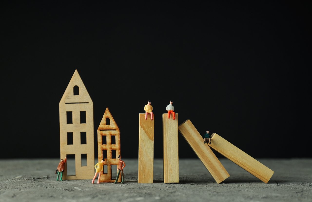 How to Avoid Property Chain Collapses When Selling Your Home?